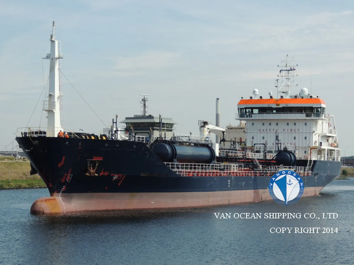Navio-tanque de óleo/produtos químicos à venda