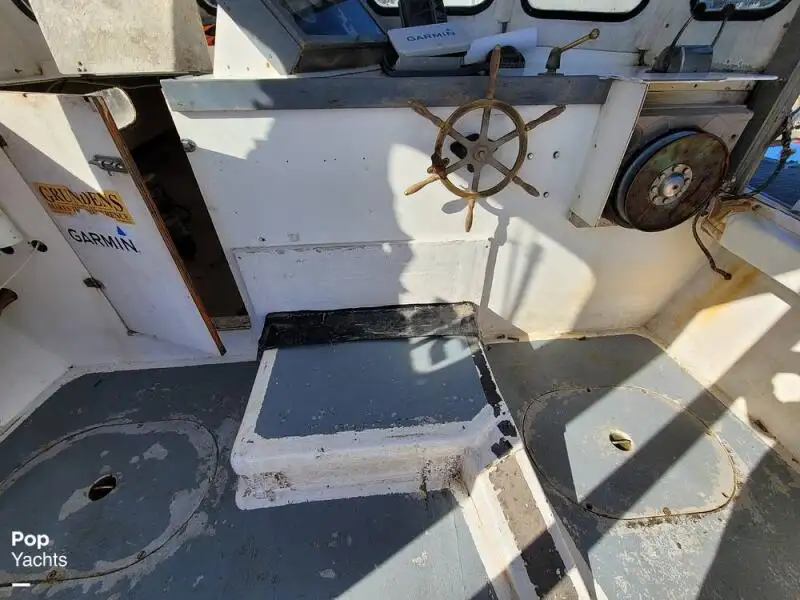 Navio de processamento de peixe à venda