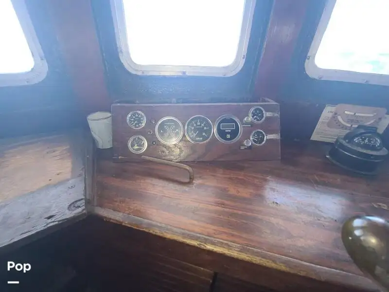 Navio de pesca de arrasto à venda