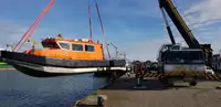 Navio de resgate à venda