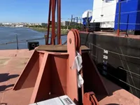 Barcaça à venda