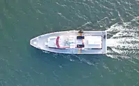 Barco de tripulação à venda