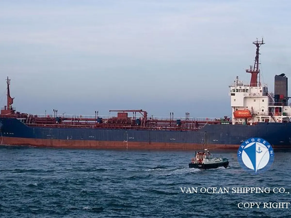 Navio-tanque de óleo/produtos químicos à venda