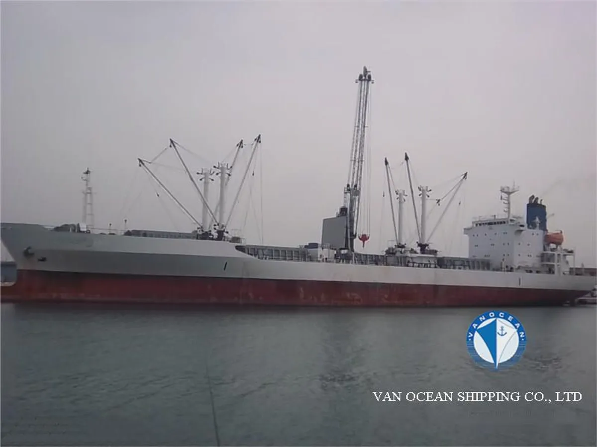 Navio frigorífico à venda