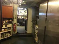 Balsa de desembarque, tanque à venda
