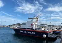 Navio de patrulha à venda