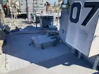 Balsa de desembarque, tanque à venda