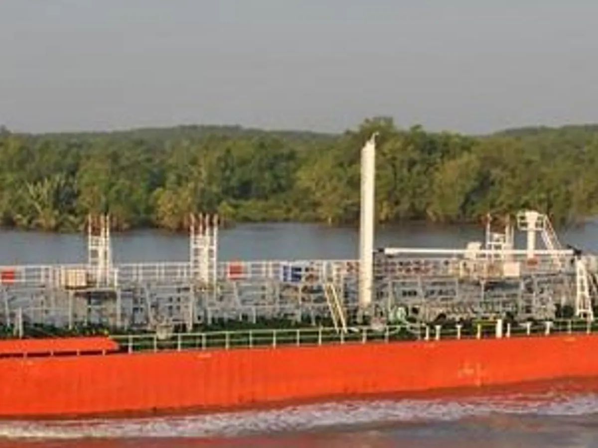 Navio-tanque de óleo/produtos químicos à venda