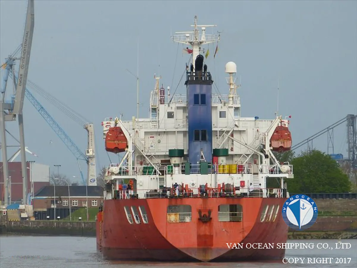Navio-tanque de óleo/produtos químicos à venda