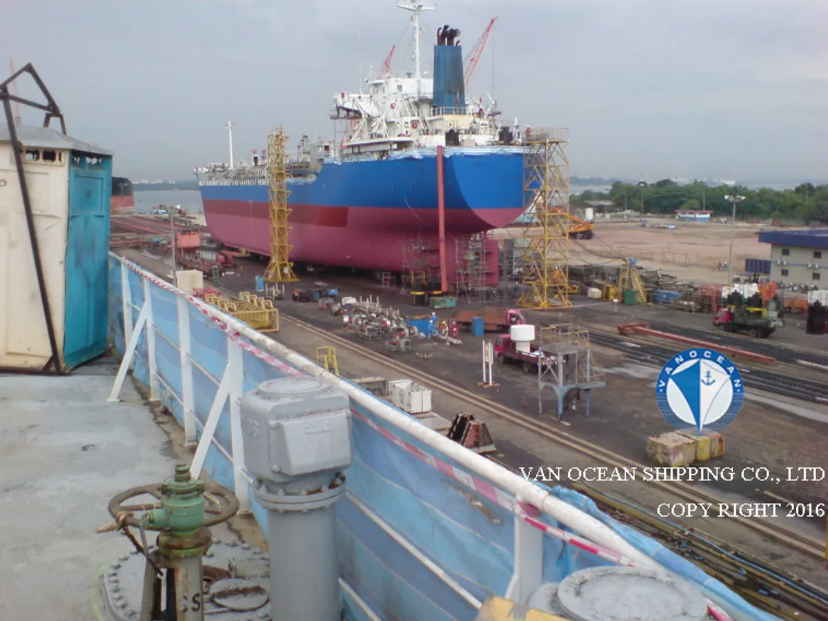 Navio-tanque de óleo/produtos químicos à venda
