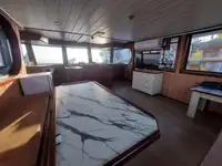 Barcos de trabalho à venda
