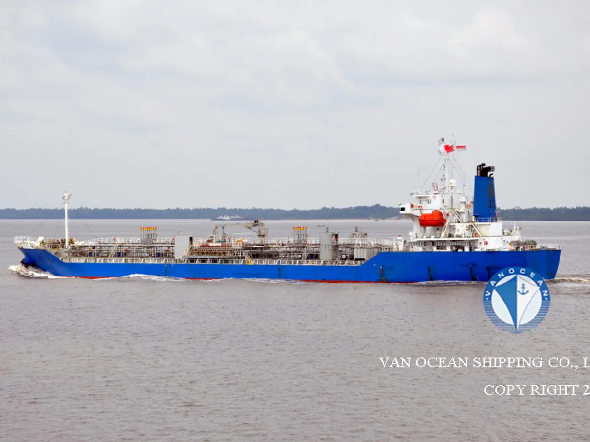 Navio-tanque de óleo/produtos químicos à venda
