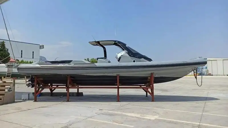Barco inflável rígido à venda