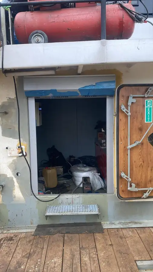 Barcos de trabalho à venda