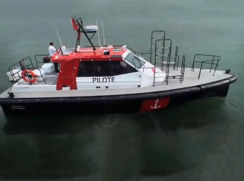 Barco piloto à venda