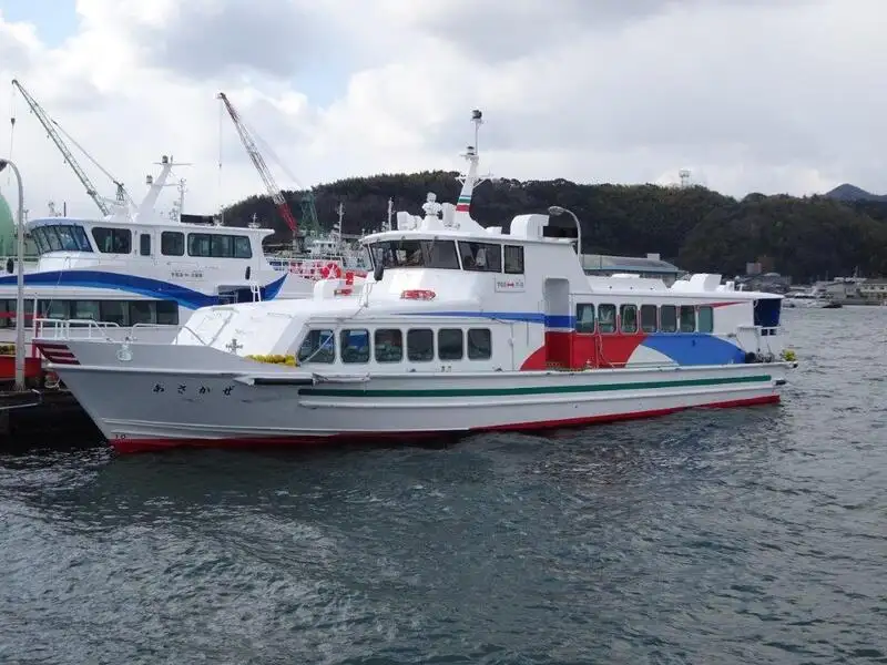 Navio balsa à venda