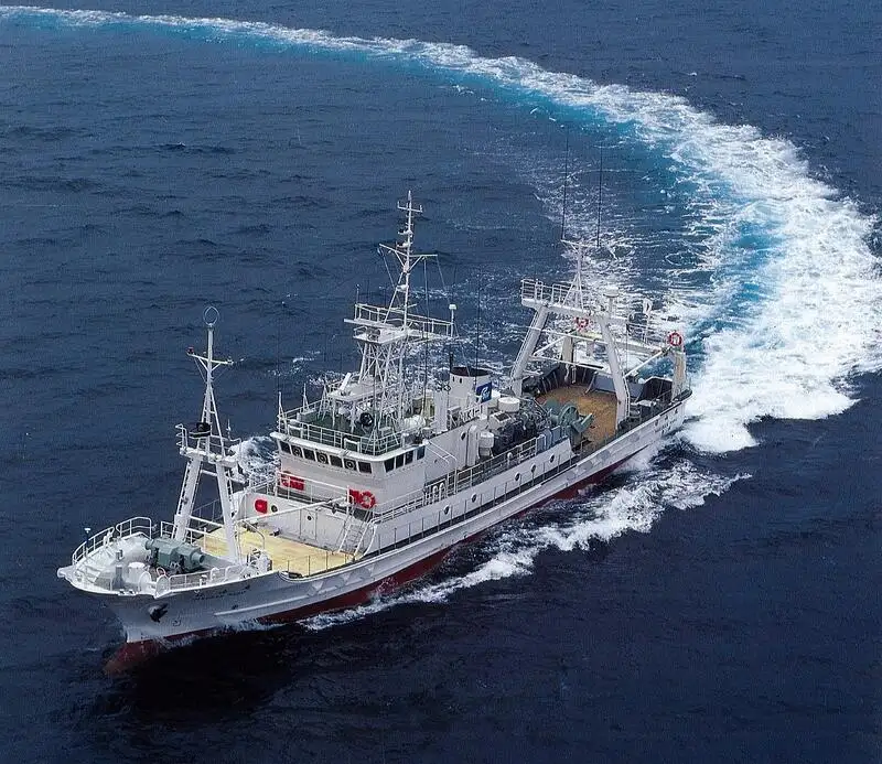 Navio de pesquisa à venda