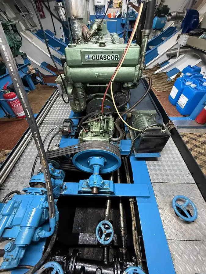 Traineira de pesca à venda