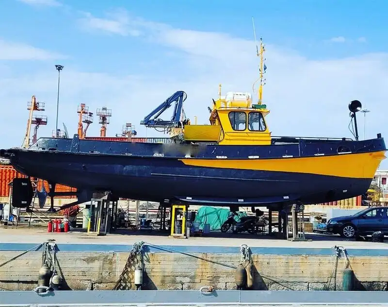 Barcos de trabalho à venda