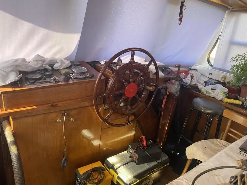 Barcos de trabalho à venda
