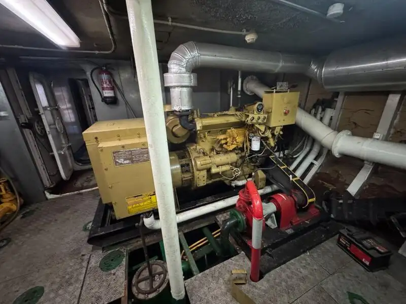 Navio balsa à venda