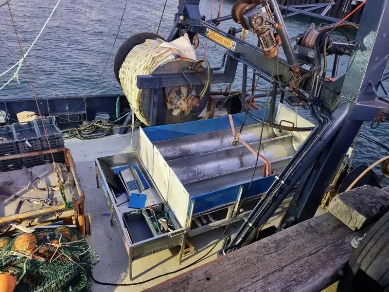 Ferro velho à venda