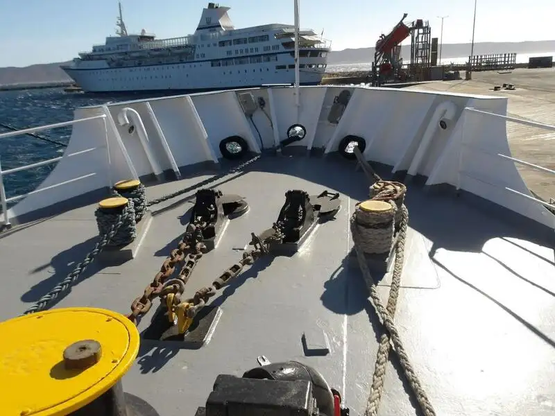 Navio de pesquisa à venda
