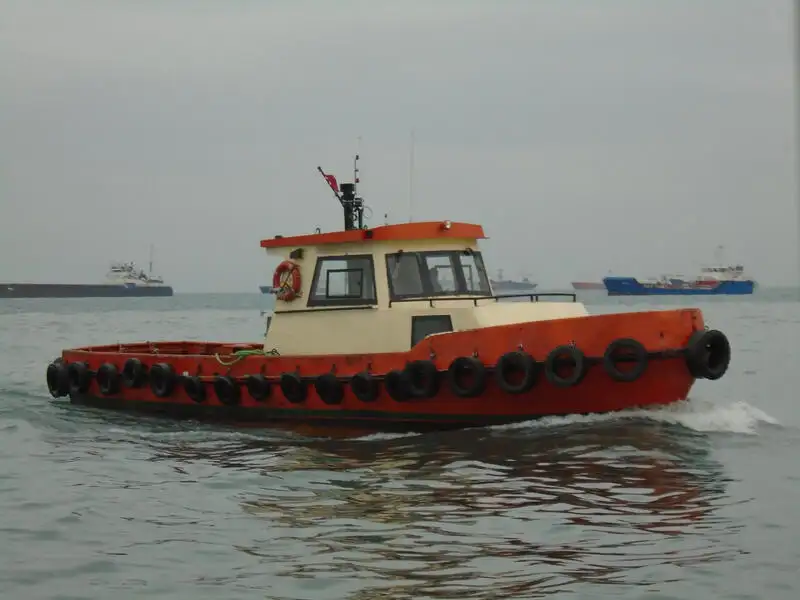 Rebocador à venda