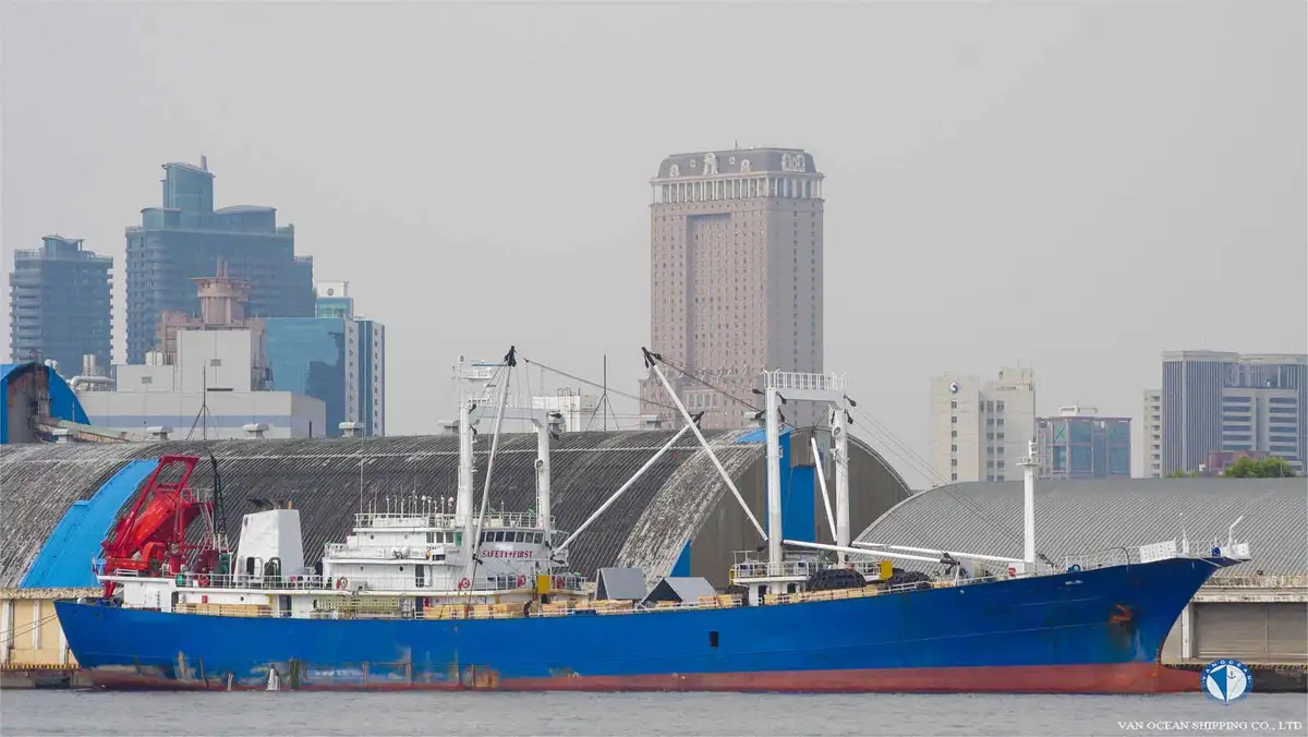 Navio Reefer à venda