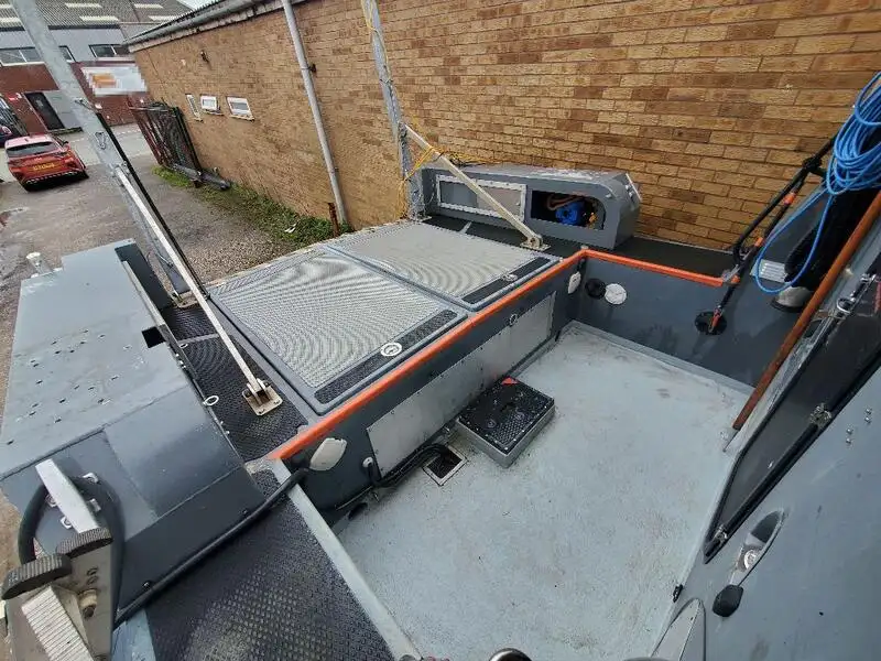 Navio de pesquisa à venda