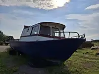 Barcos de trabalho à venda