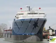 Navio de abastecimento à venda