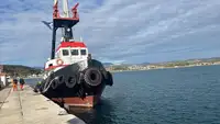 Rebocador à venda