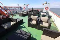 Embarcação a motor à venda