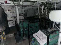 Navio porta-contentores à venda