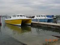 Catamarã à venda
