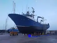 Navio atum palangreiro à venda