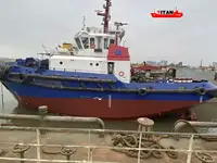 Rebocador à venda
