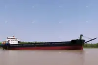 Barcaça à venda