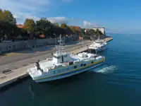 Catamarã à venda