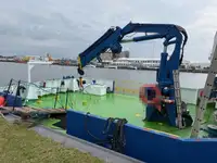 Navio de abastecimento à venda