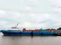 Barco da tripulação à venda
