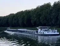Graneleiro à venda