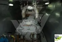 Embarcação a motor à venda