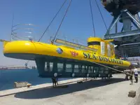 Submarino à venda