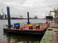 Barcaça à venda