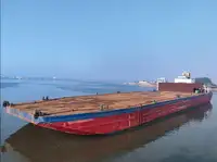 Barcaça à venda