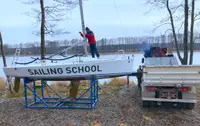 Outro à venda
