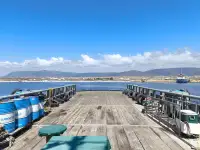 Navio de abastecimento à venda