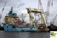 Navio de abastecimento à venda